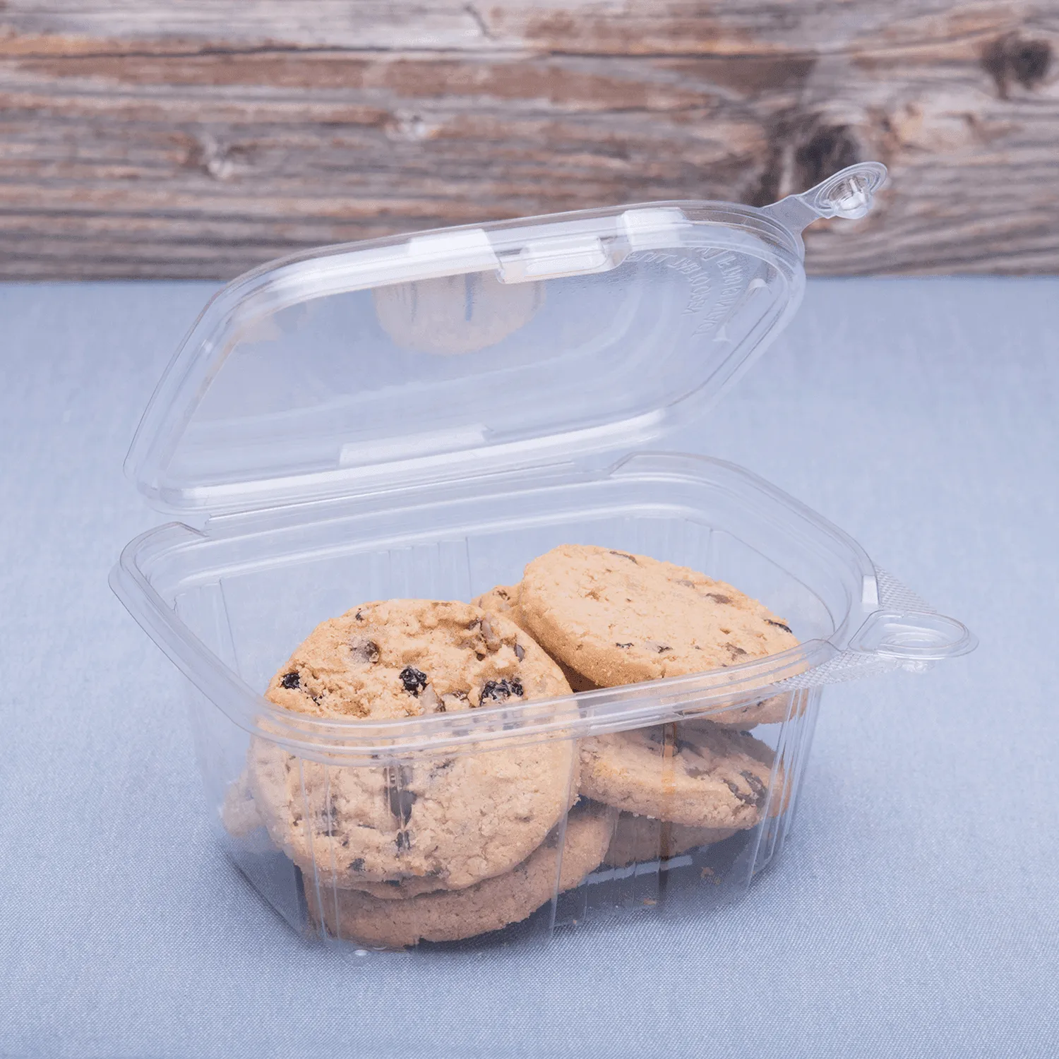 [200 ct] 16 oz PET Plastic Tamper Resistant Hinged Deli Containers with Lid