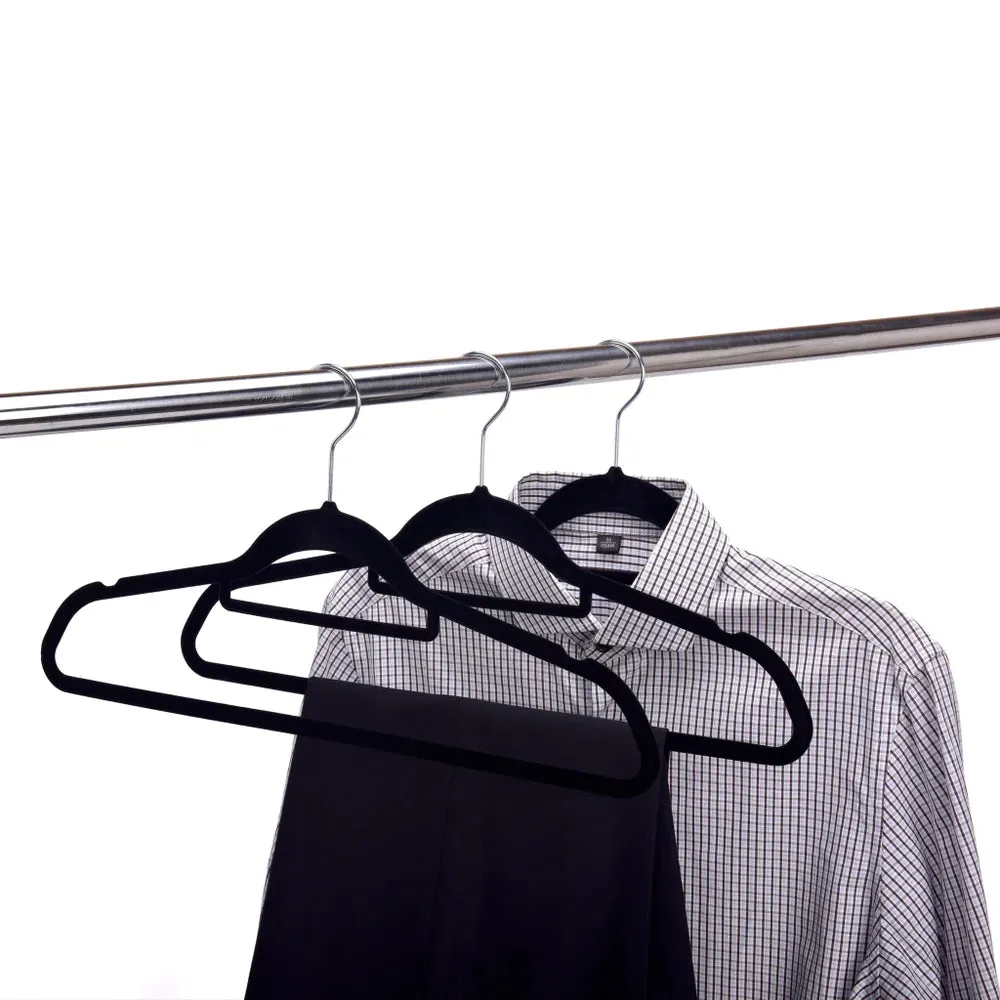 Black - Set of 30 Velvet Hangers
