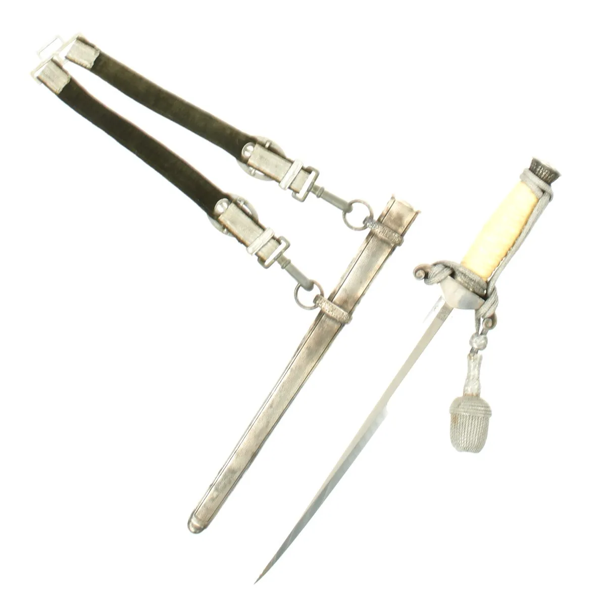 Original WWII German Army Heer Officer Dagger with Hanger and Portepee by P.D. Lüneschloss Solingen