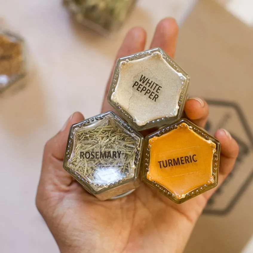 SAMPLE BUNDLE: 6 Small   6 Large Magnetic Spice Jars | Spice Labels