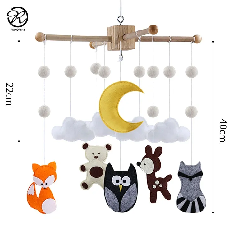 Woodland animals crib mobile