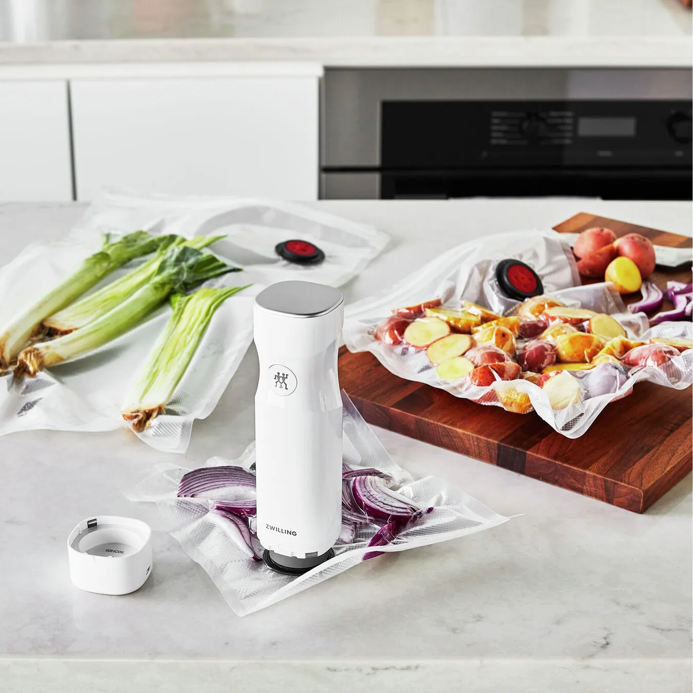 ZWILLING Fresh & Save Glass Vacuum Starter Set (32-Pc) Flash Sale